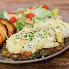 Load image into Gallery viewer, Shepherd's Pie