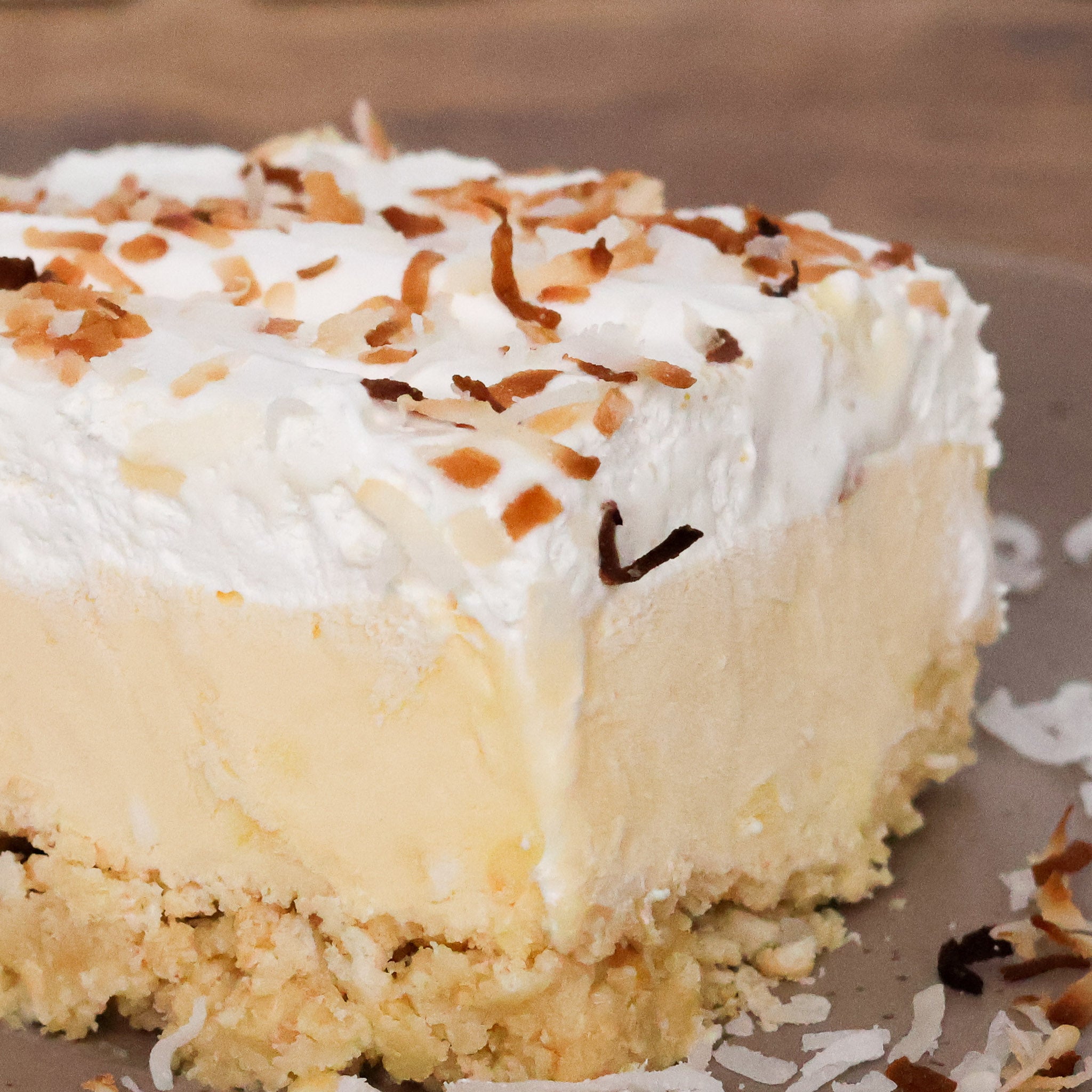 Coconut Cream Frozen Cake